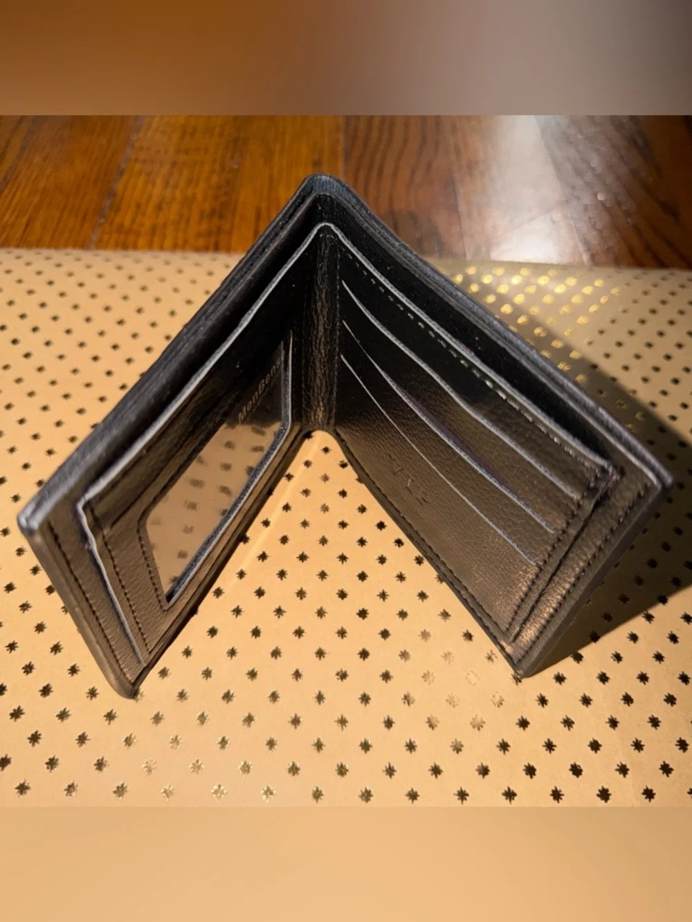 🆕 NEW Men's Black Textured Wallet